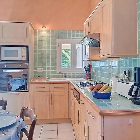 Les Tamarix By Interhome Dom wakacyjny Saint-Denis-dʼOléron