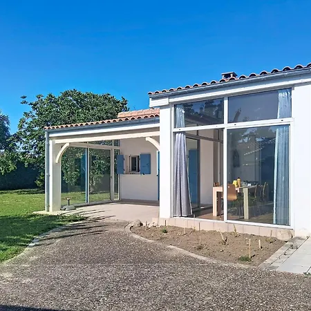 Dom wakacyjny Les Tamarix By Interhome